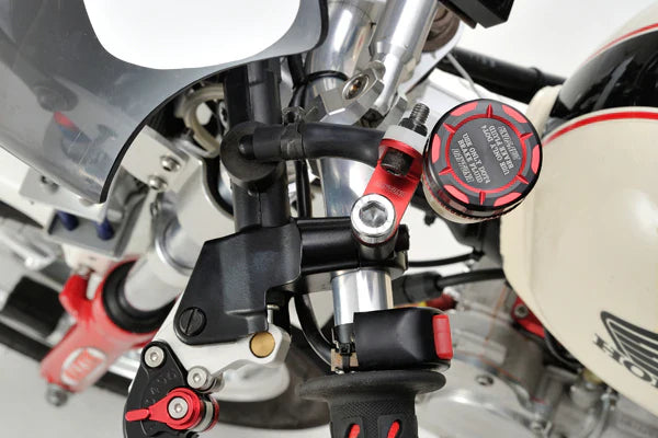 ฝาปิดกระปุกน้ำมันเบรค DAYTONA สำหรับ กระปุก BREMBO รุ่น S15A/B